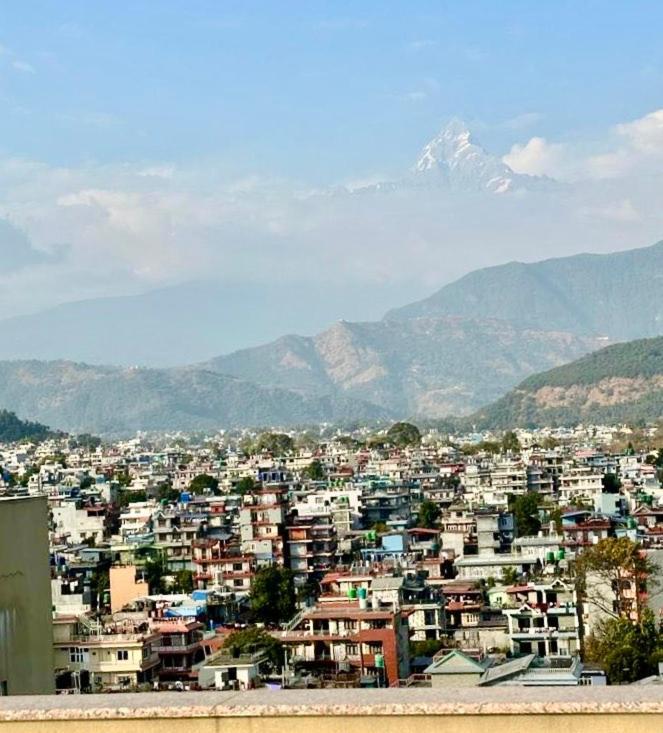 Penthouse 3 Bedroom Apartment With A Beautiful View Pokhara Esterno foto