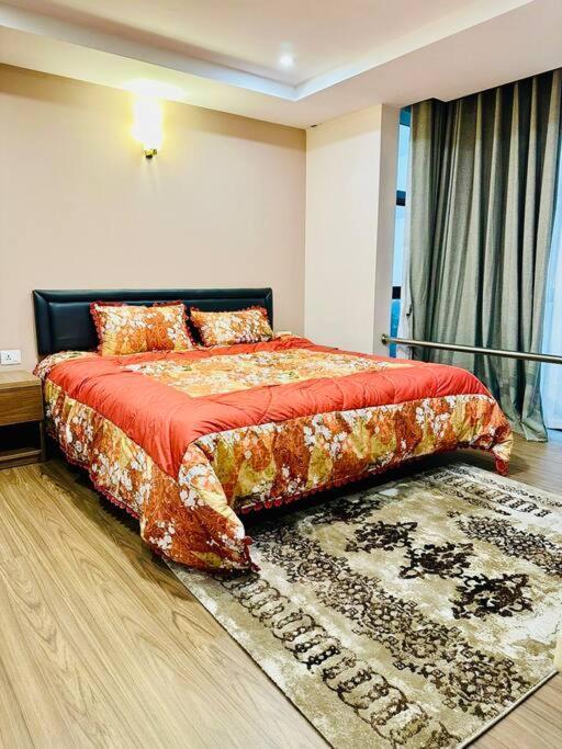 Penthouse 3 Bedroom Apartment With A Beautiful View Pokhara Esterno foto