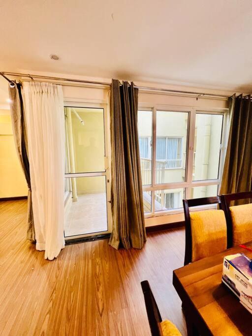 Penthouse 3 Bedroom Apartment With A Beautiful View Pokhara Esterno foto